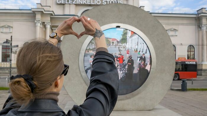 Lithuania And Poland Built A ‘Portal’ Connecting Two Of Their Cities, And People Love It